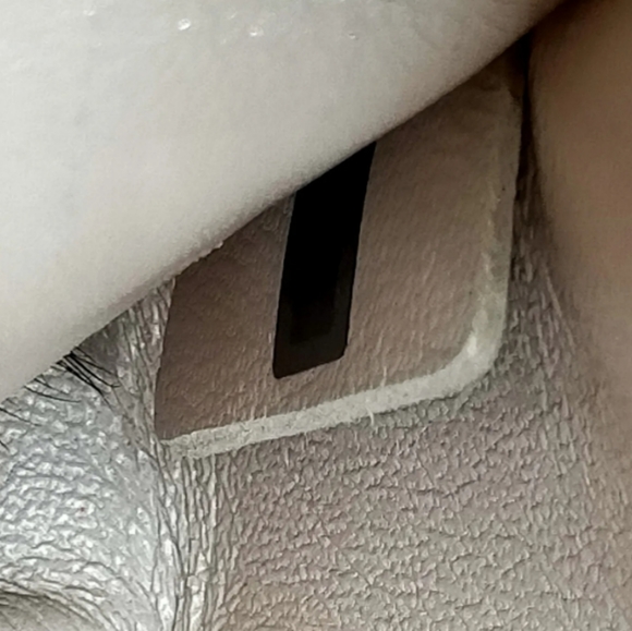 CHLOE Leather Crossbody Bag - Picture 3 of 13